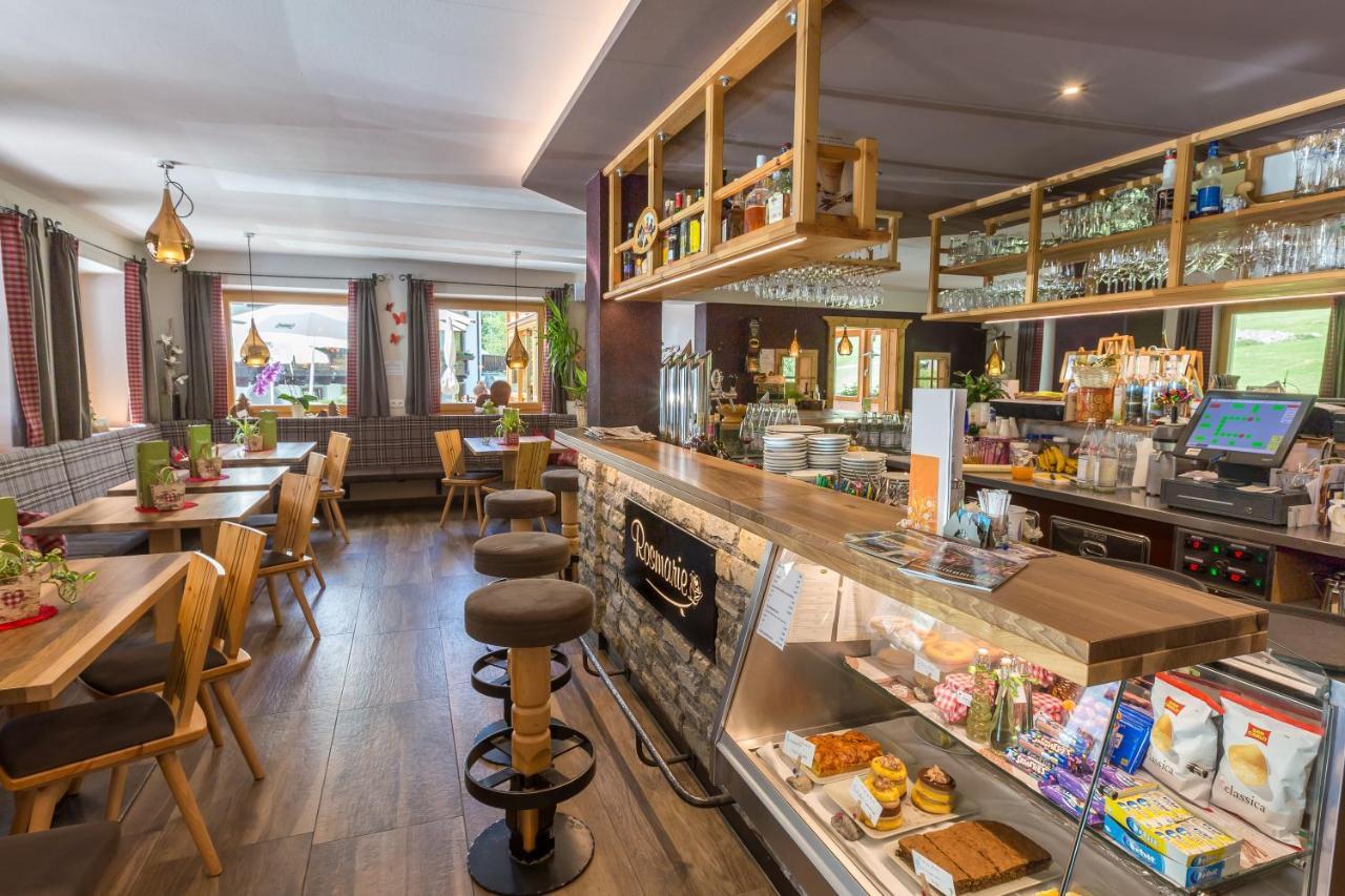 Hotel Restaurant Rosmarie Pfelders Eksteriør bilde