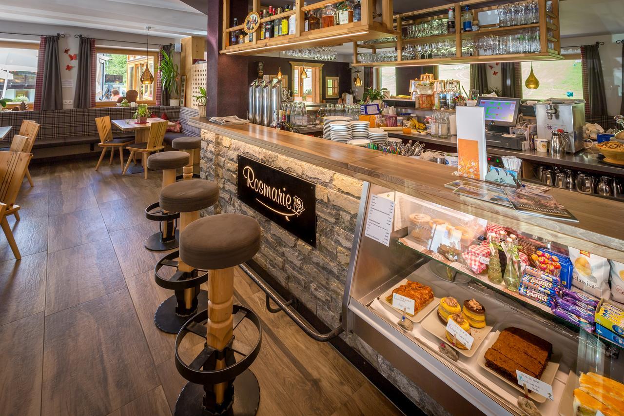 Hotel Restaurant Rosmarie Pfelders Eksteriør bilde